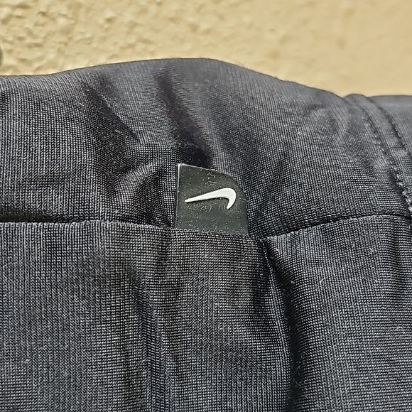 Nike Sweatshirt. - Picture 4 of 5